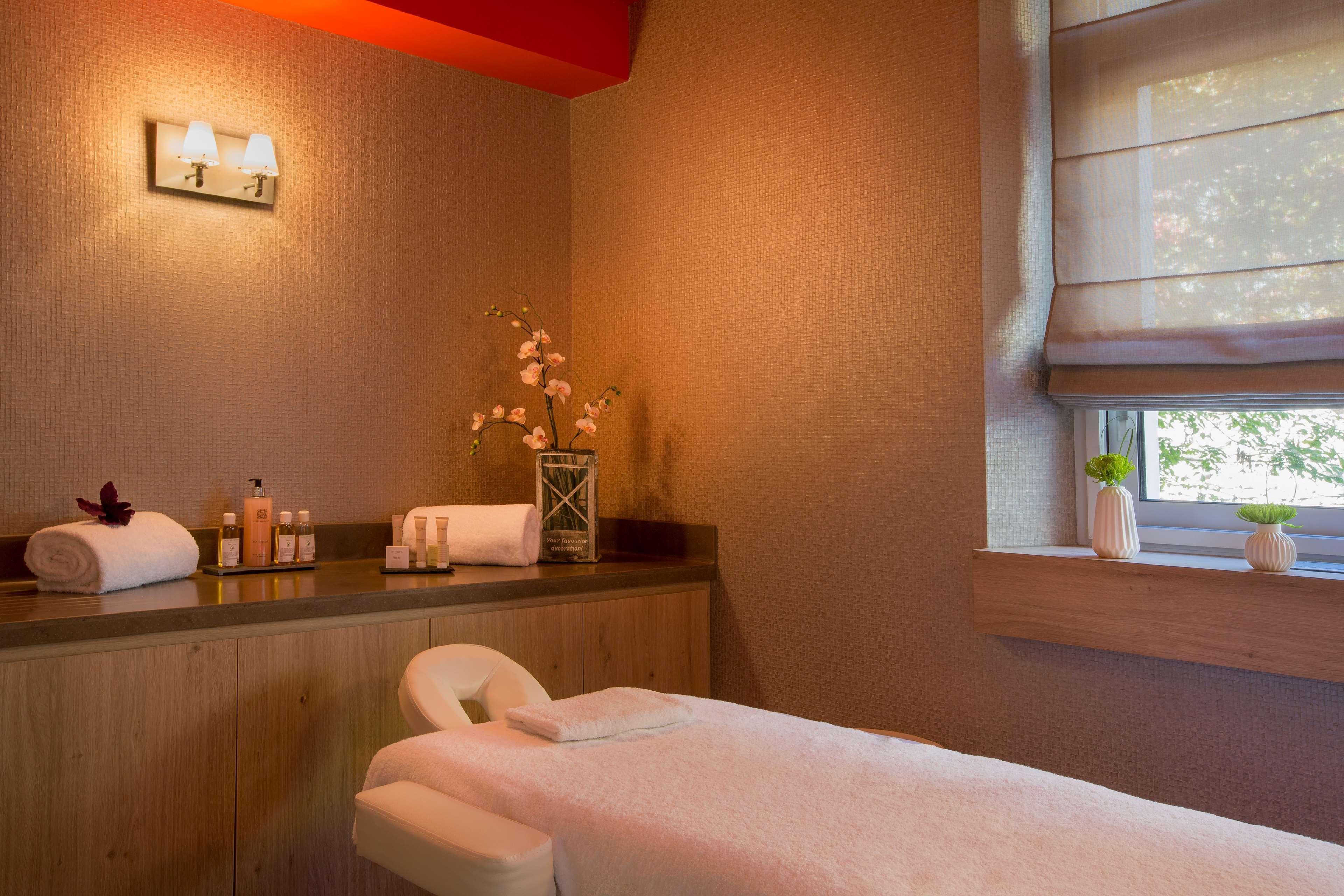 Hotel Le Rive Droite & Spa Lourdes Exterior foto